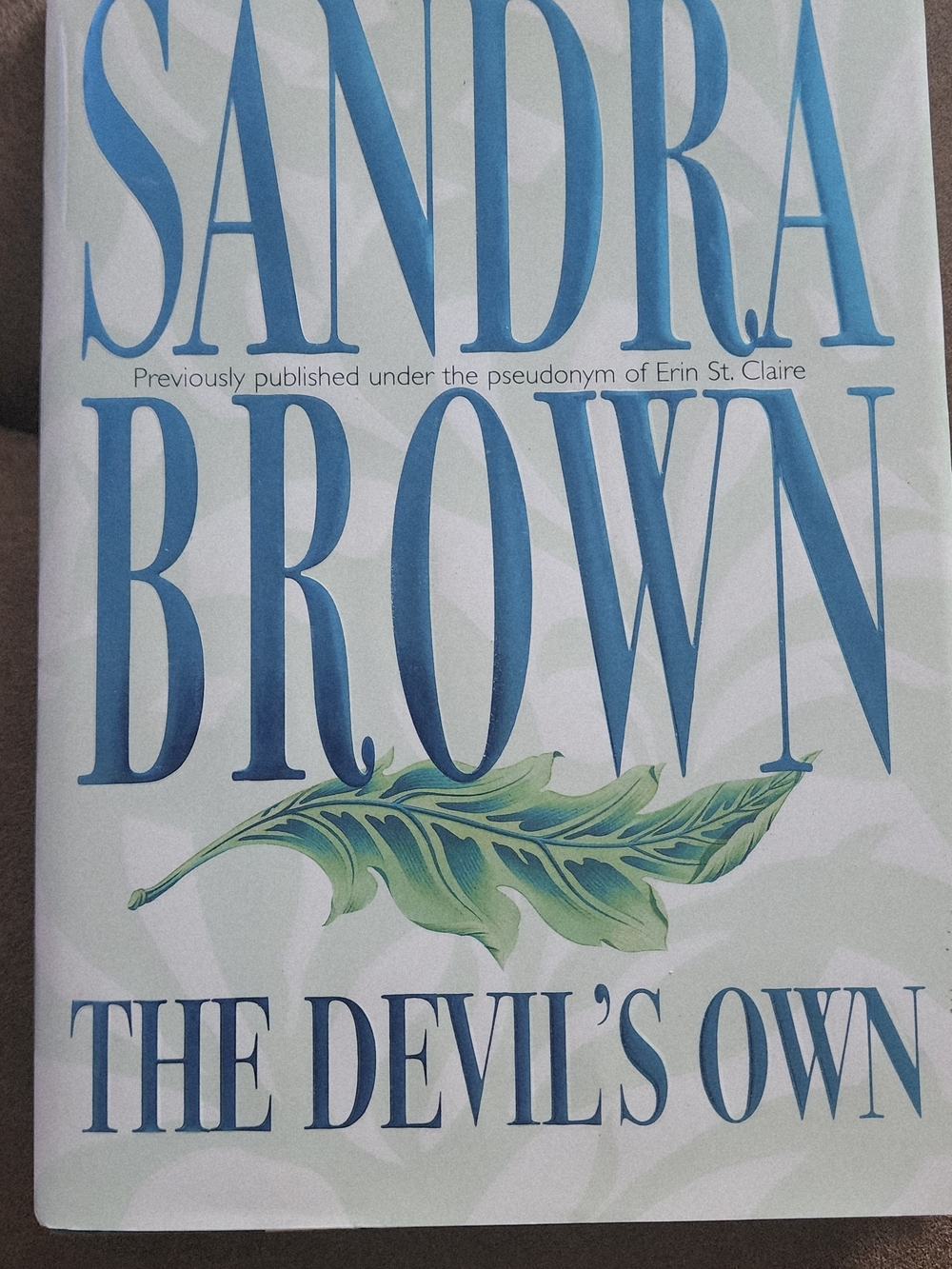 Sandra Brown - The Devil's Own - Hardcover